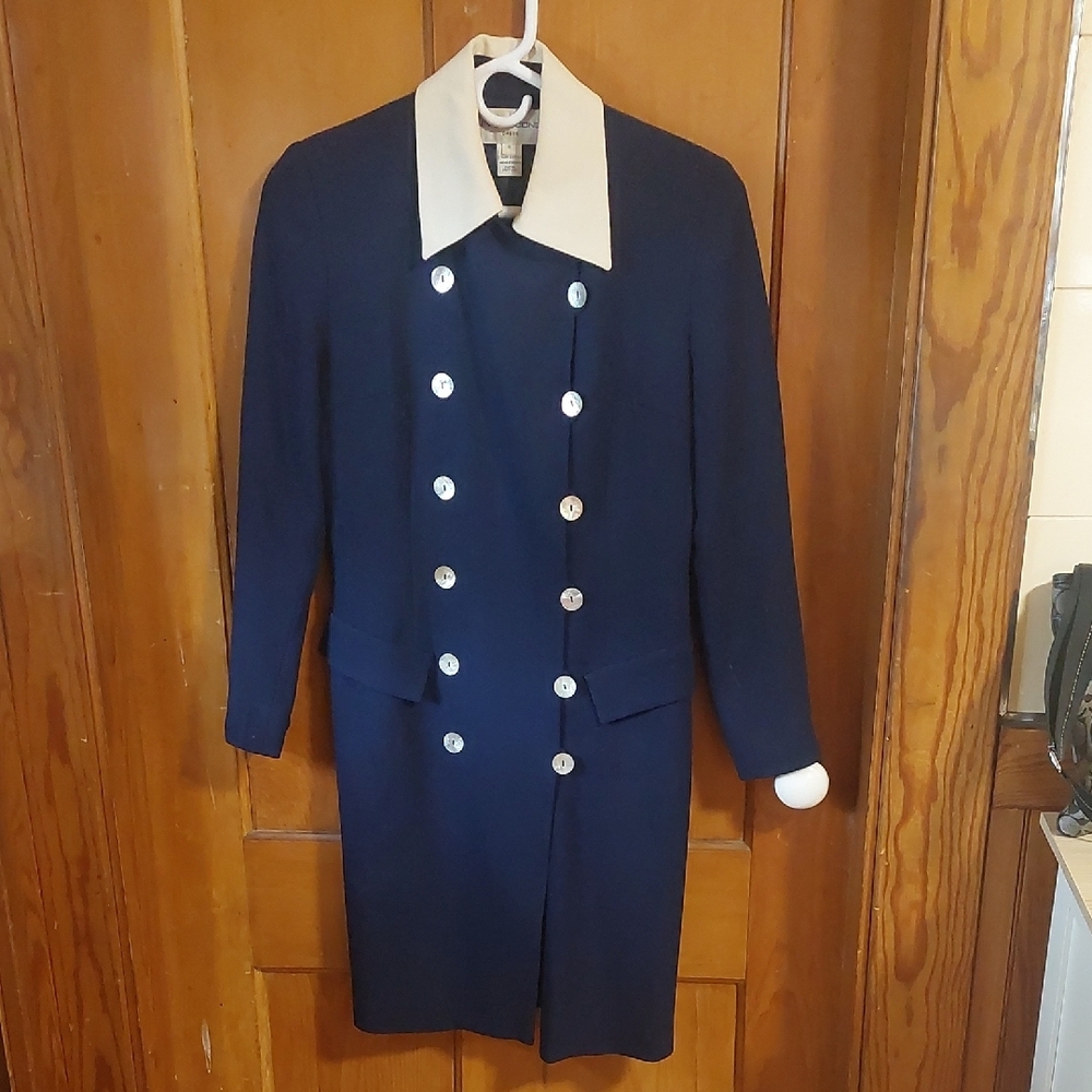 1960s Navy Blue Double-Breasted Coat with White Collar